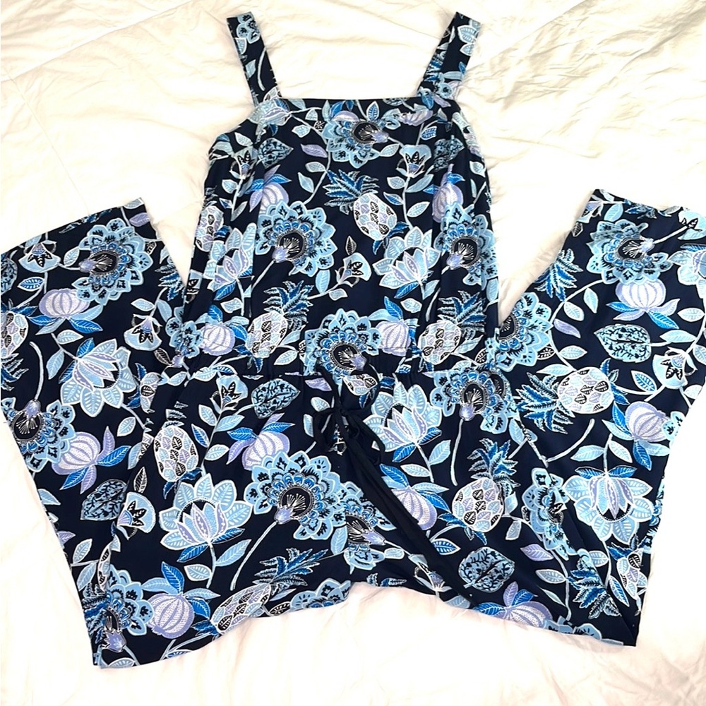 Loft petites 4p Blue & White Floral Overalls Like New Tropical jumpsuit - Picture 2 of 6
